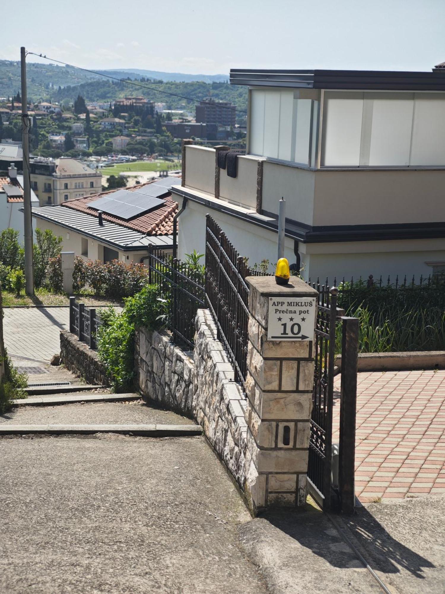 Apartments Miklus Portorož Extérieur photo